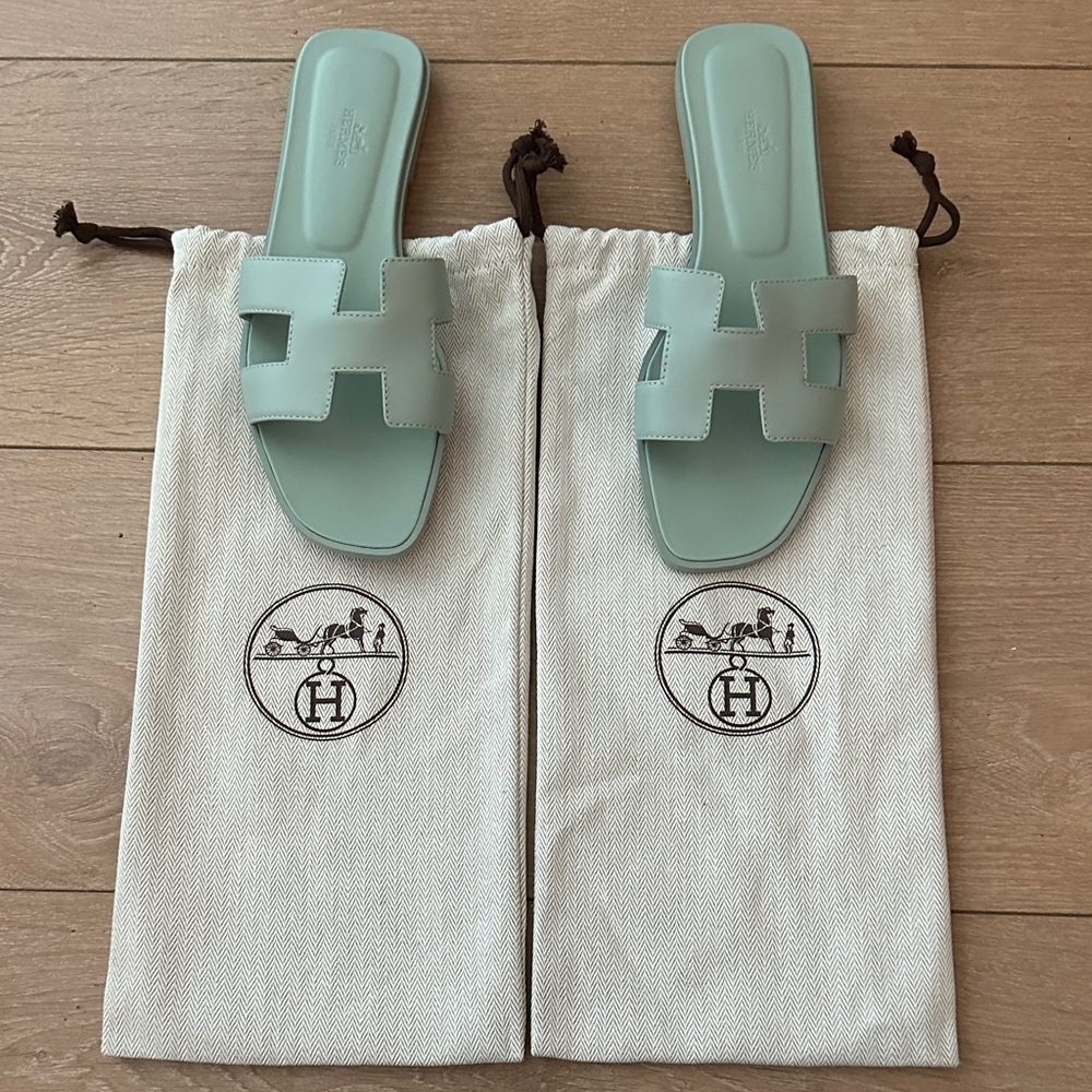 HERMES Oran Mint Green Slide Sandals 38.5 - Picture 8 of 11